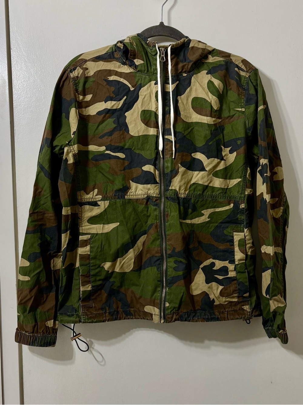 Forever 21 Women’s Camouflage Zip-Up Windbreaker - Green Brown Tan